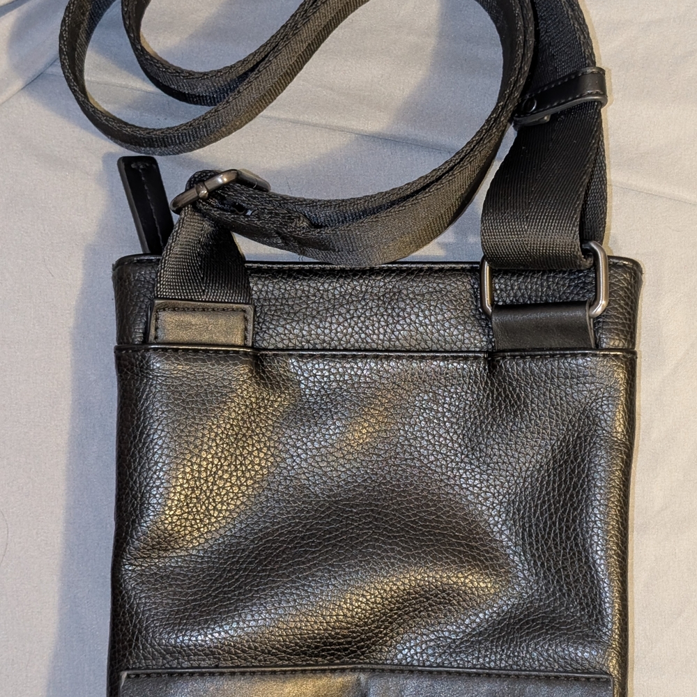 Calvin Klein Black Pebble Leather Textured Messenger Crossbody Bag Purse - Picture 6 of 14